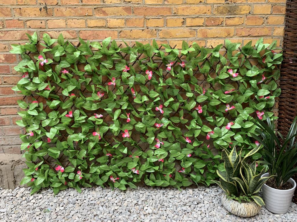 Expandable Willow Trellis with Artificial Leaf and Flower