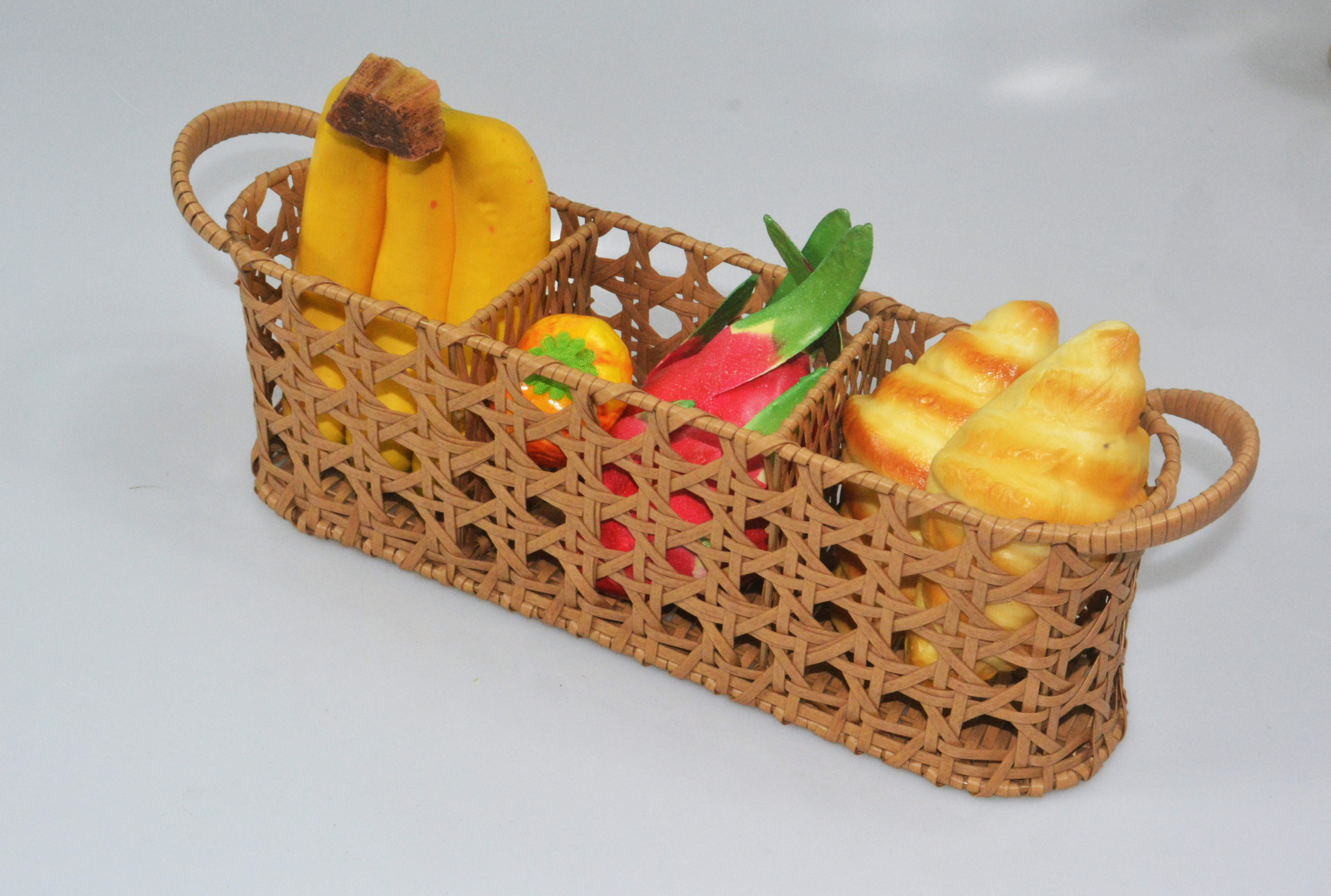 PP rattan hand-woven flatware caddy picnic basket with handle