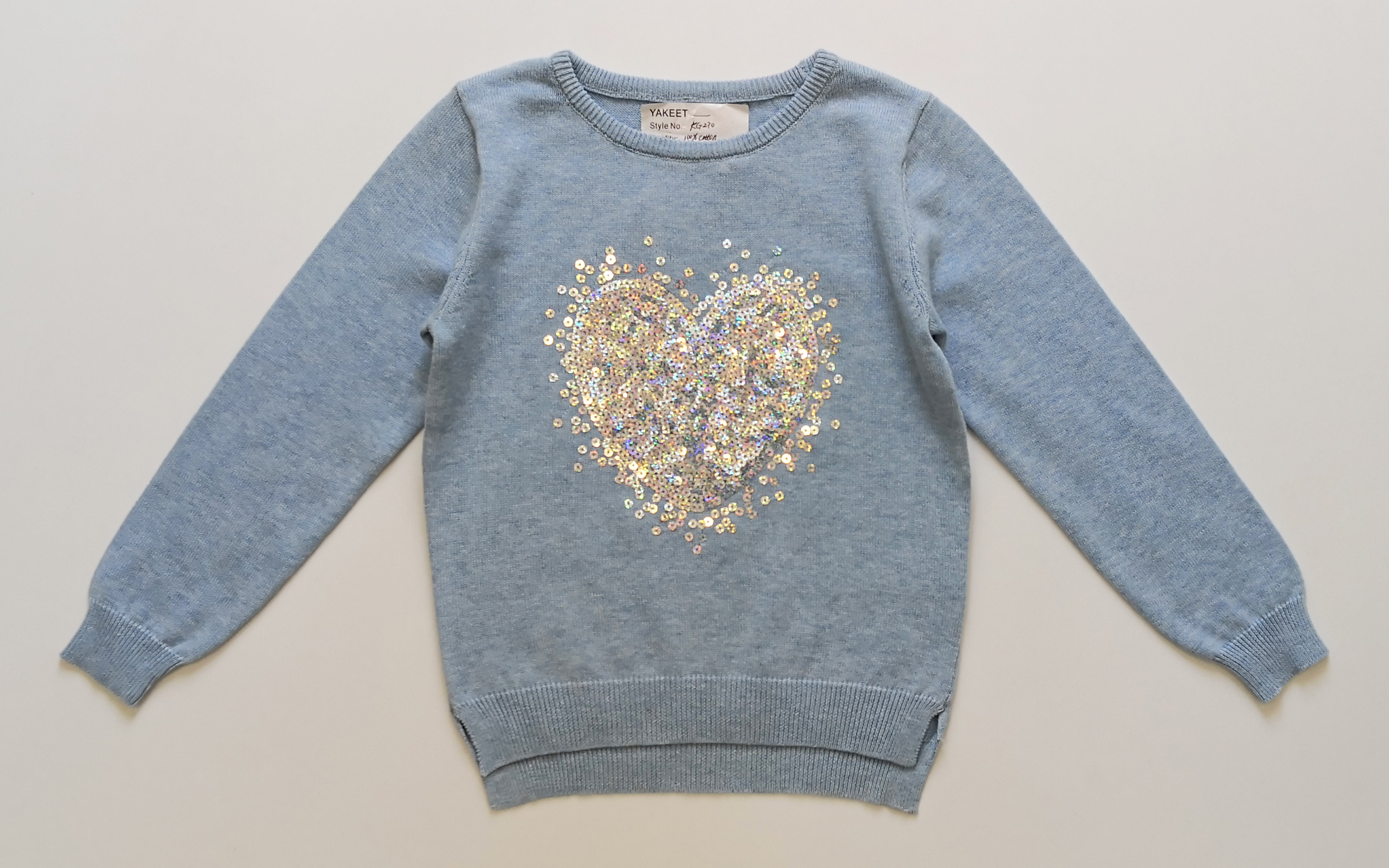 Girl's sweater