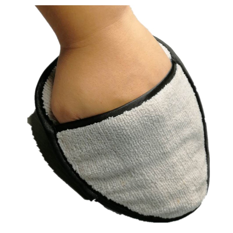 Tight Spot Mitt