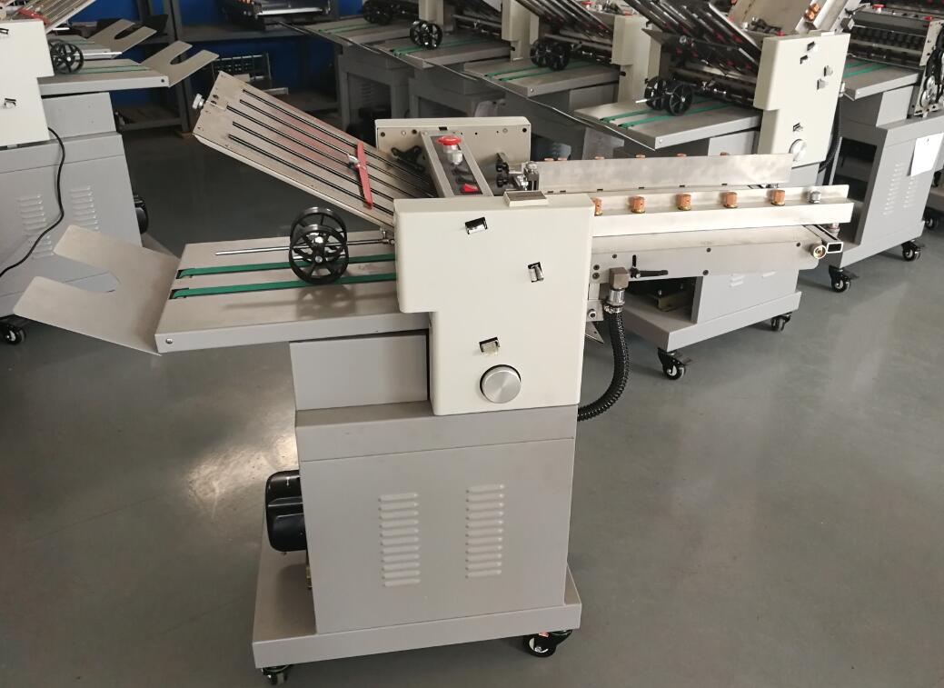 Paper Folder Machine