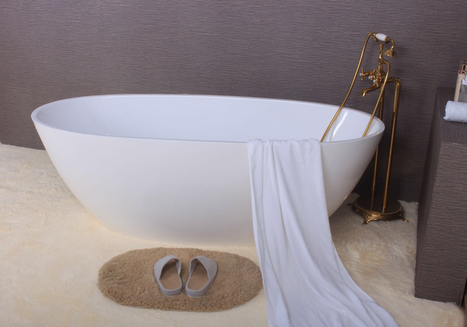 Free-standing bathtub-DM-826