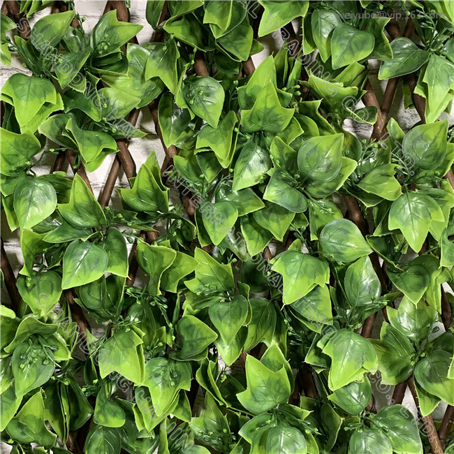 Artificial Ivy Leaf Trellis