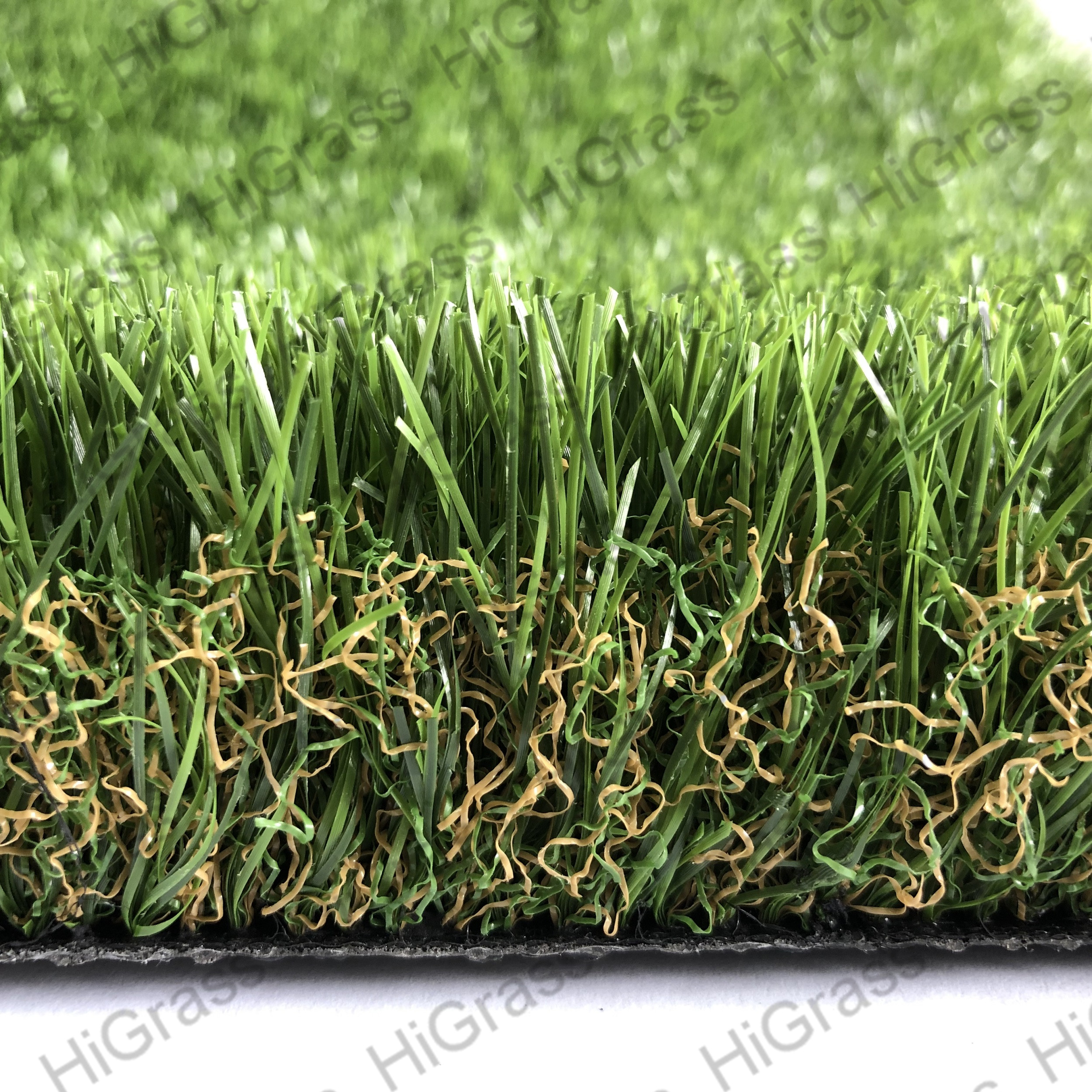 Higrass Artificial 4 tons grass for landscaping and garden Mat D