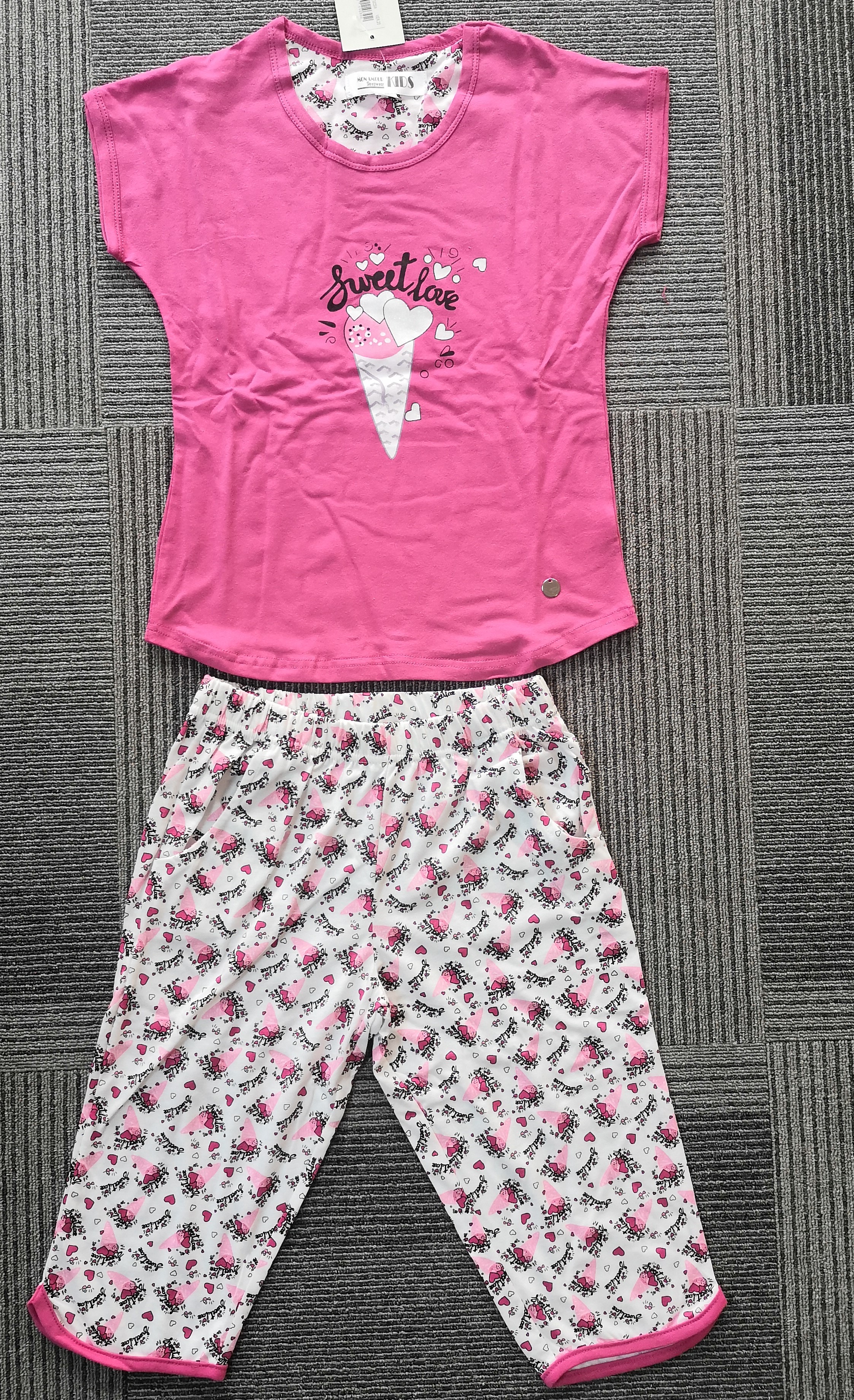 Girls' pajamas