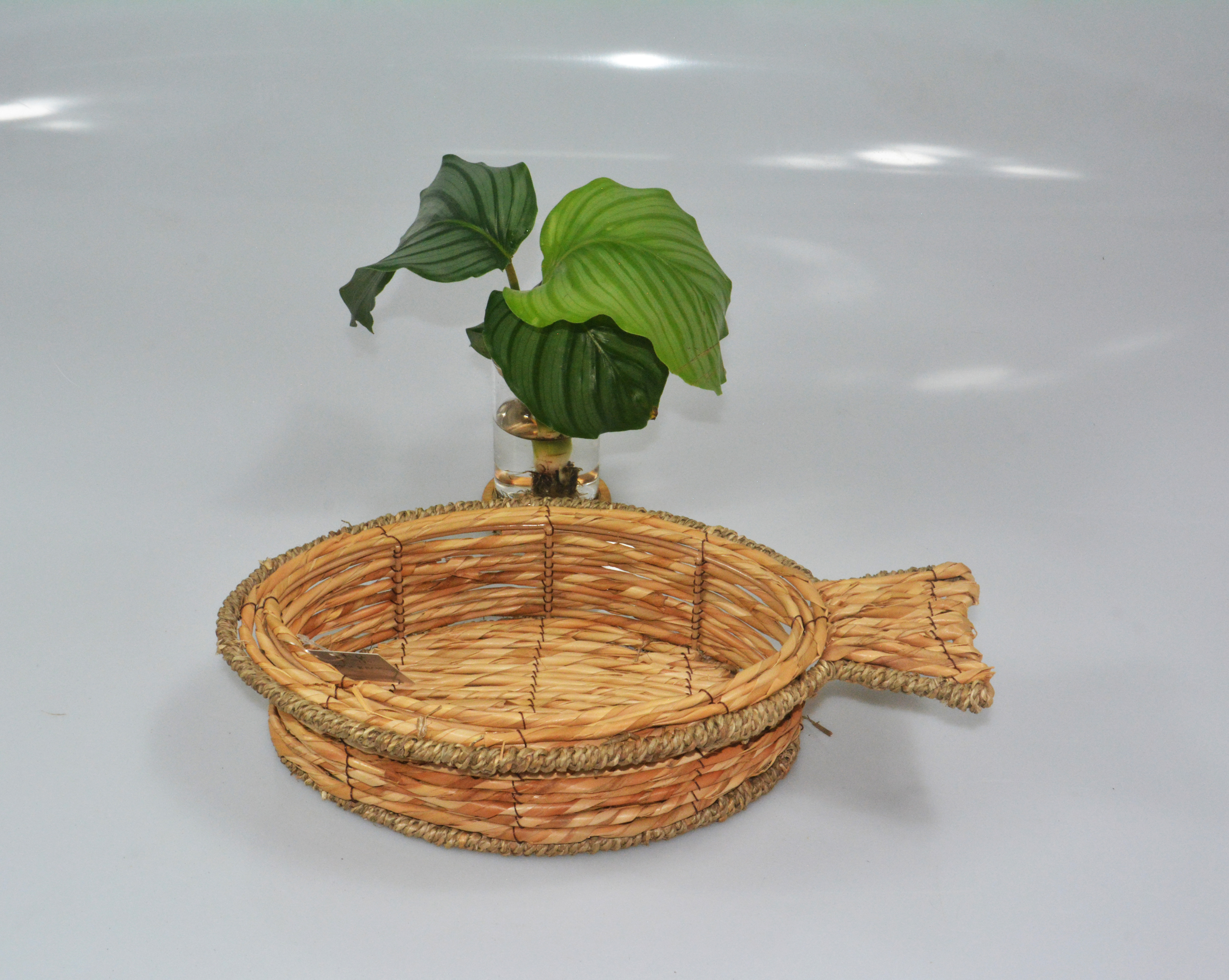 Natural seagrass banana leaf handwoven fish shape dinning fruit bread basket