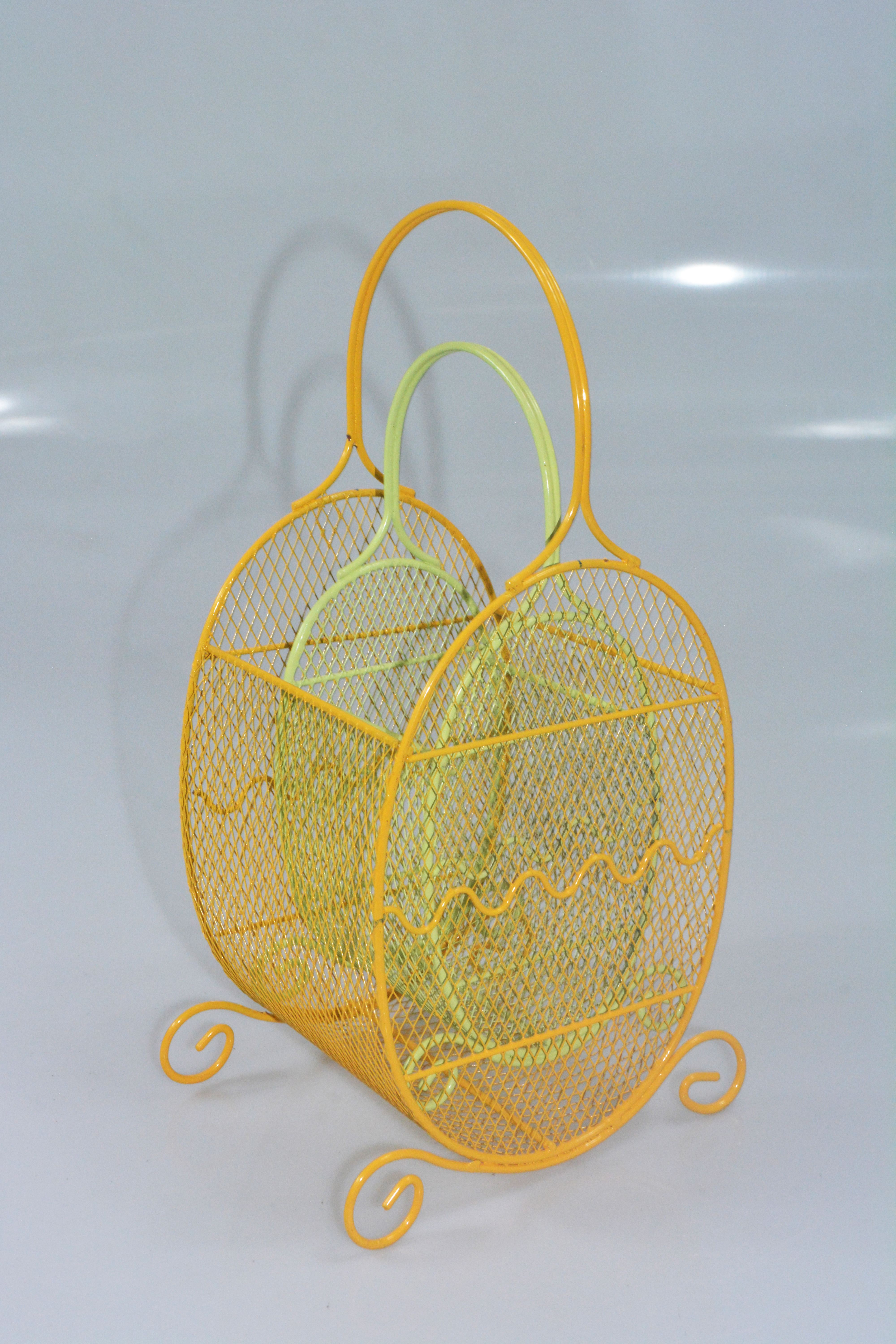 Easter decorative metal wire gift basket storage