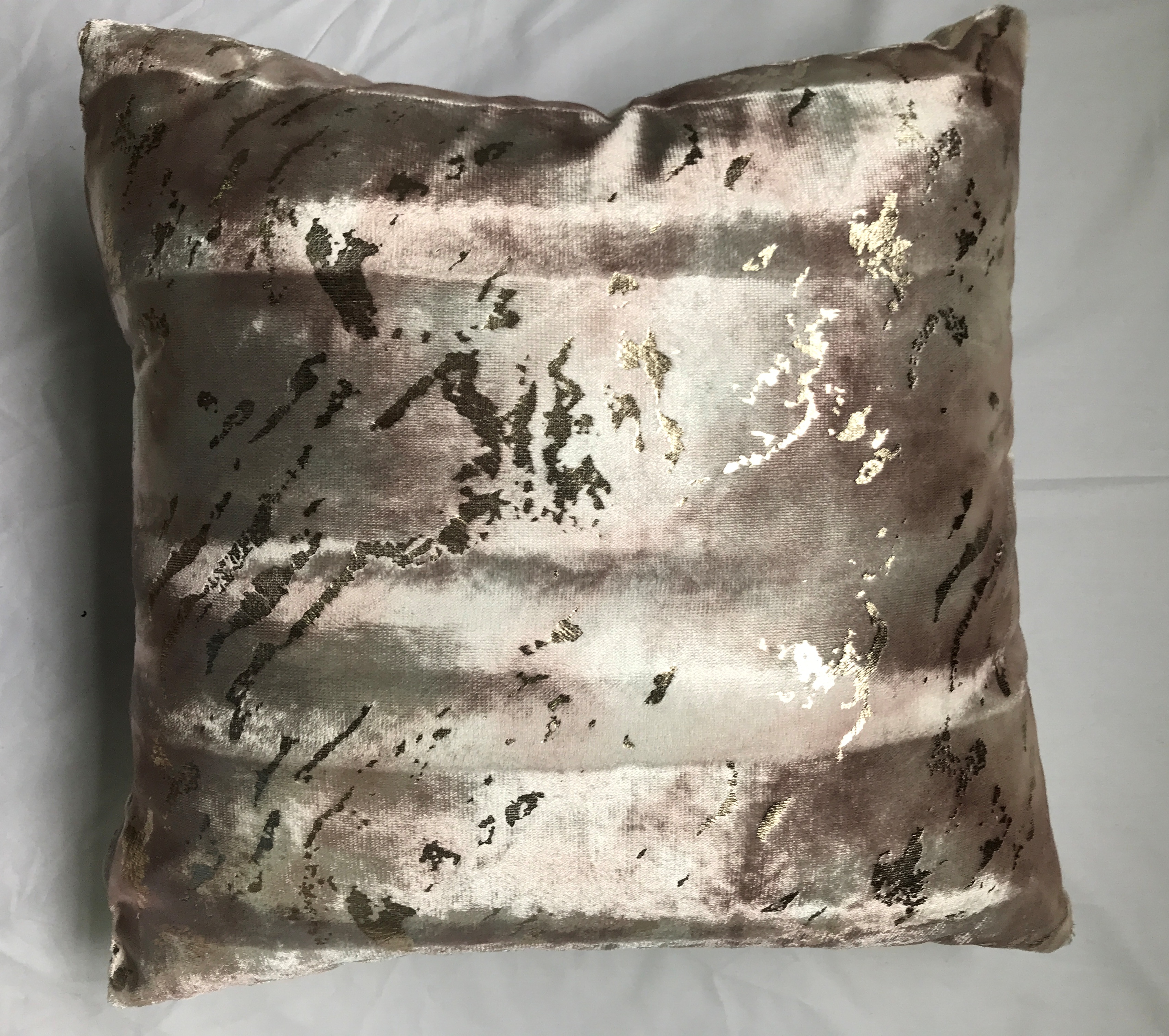 Foil Print Decoration Cushion