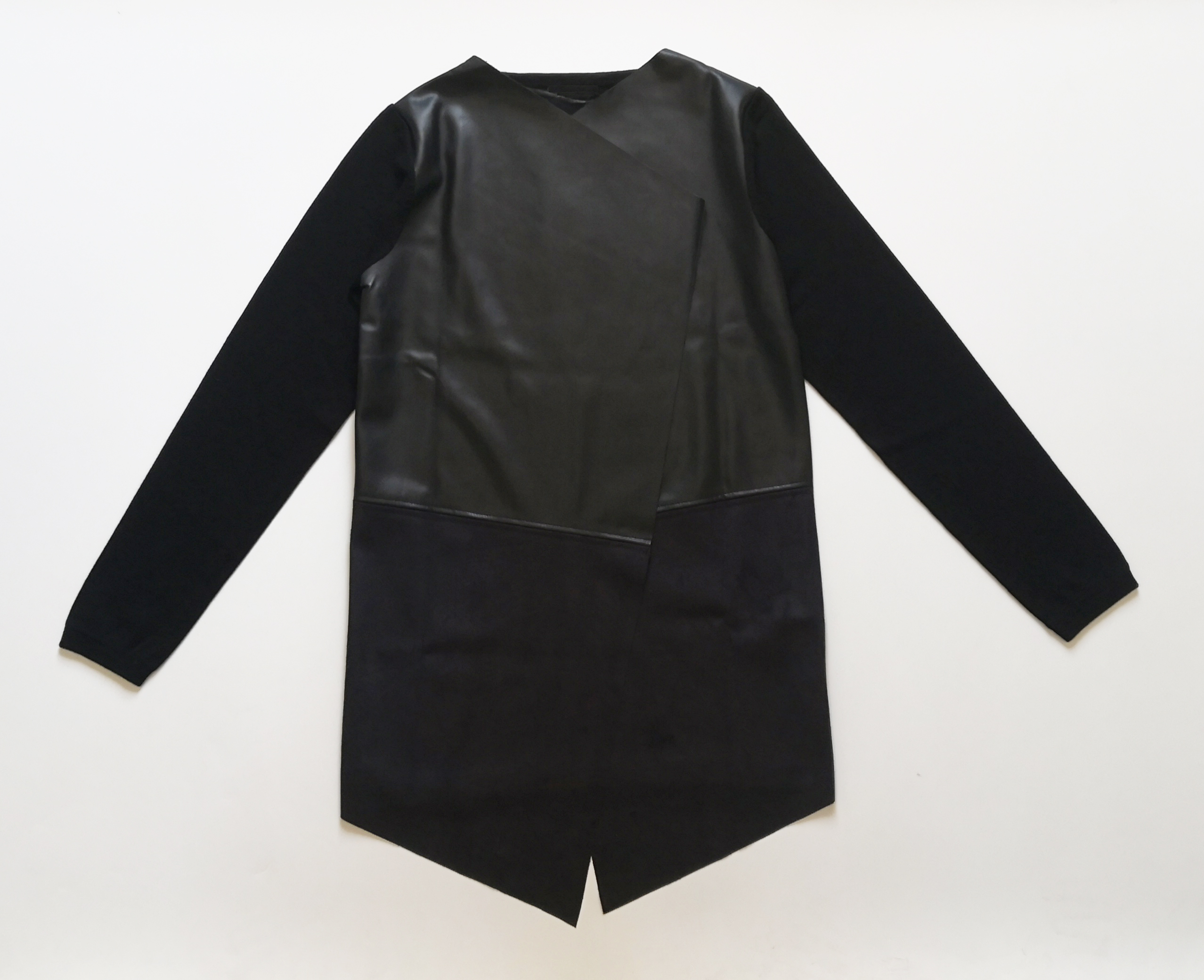 Lady’s sweater