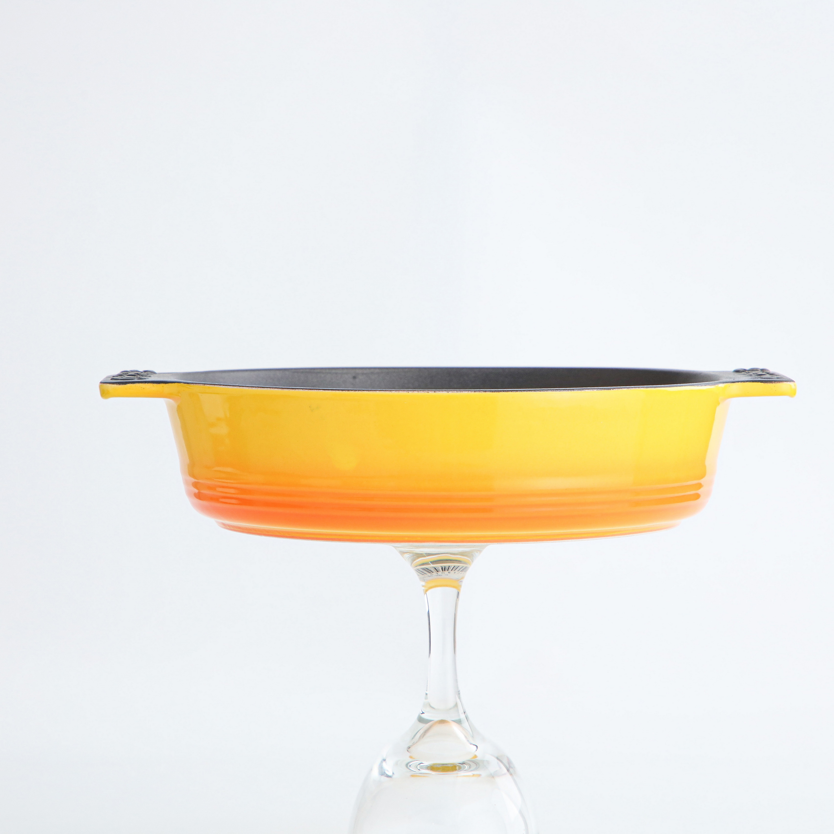 Oval non stick baking tray