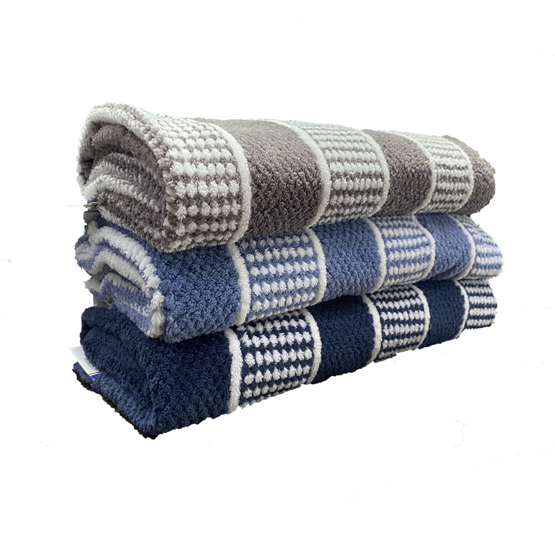 100% polyester cationic jacquard coral fleece