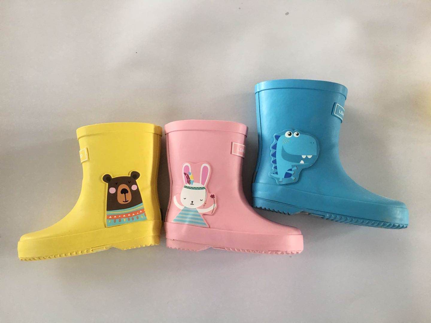 Kid rubber boots