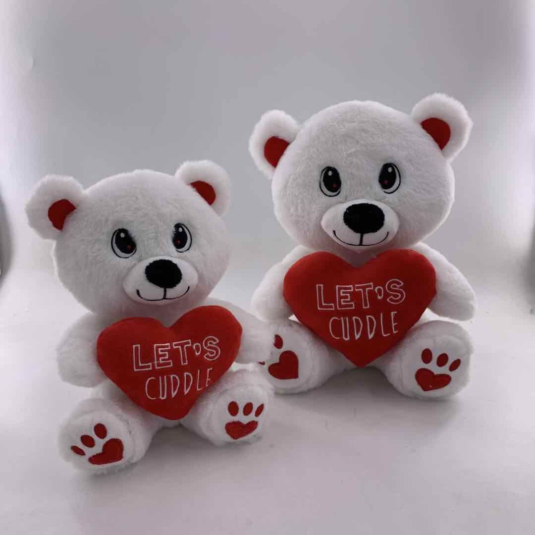 Sitting Bear with Heart