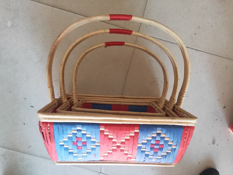 hand-made wicker flowers baskets