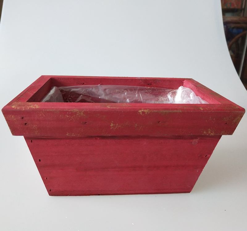 RED Christmas wooden flower pot