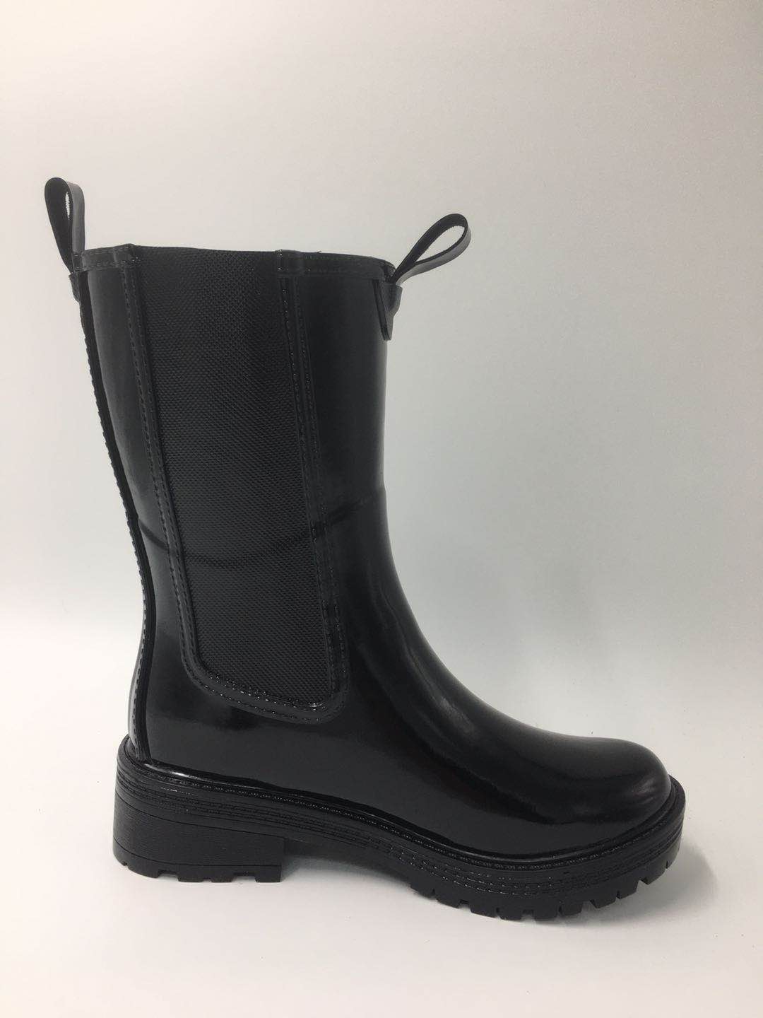 Ladies rubber boots thickness outsole