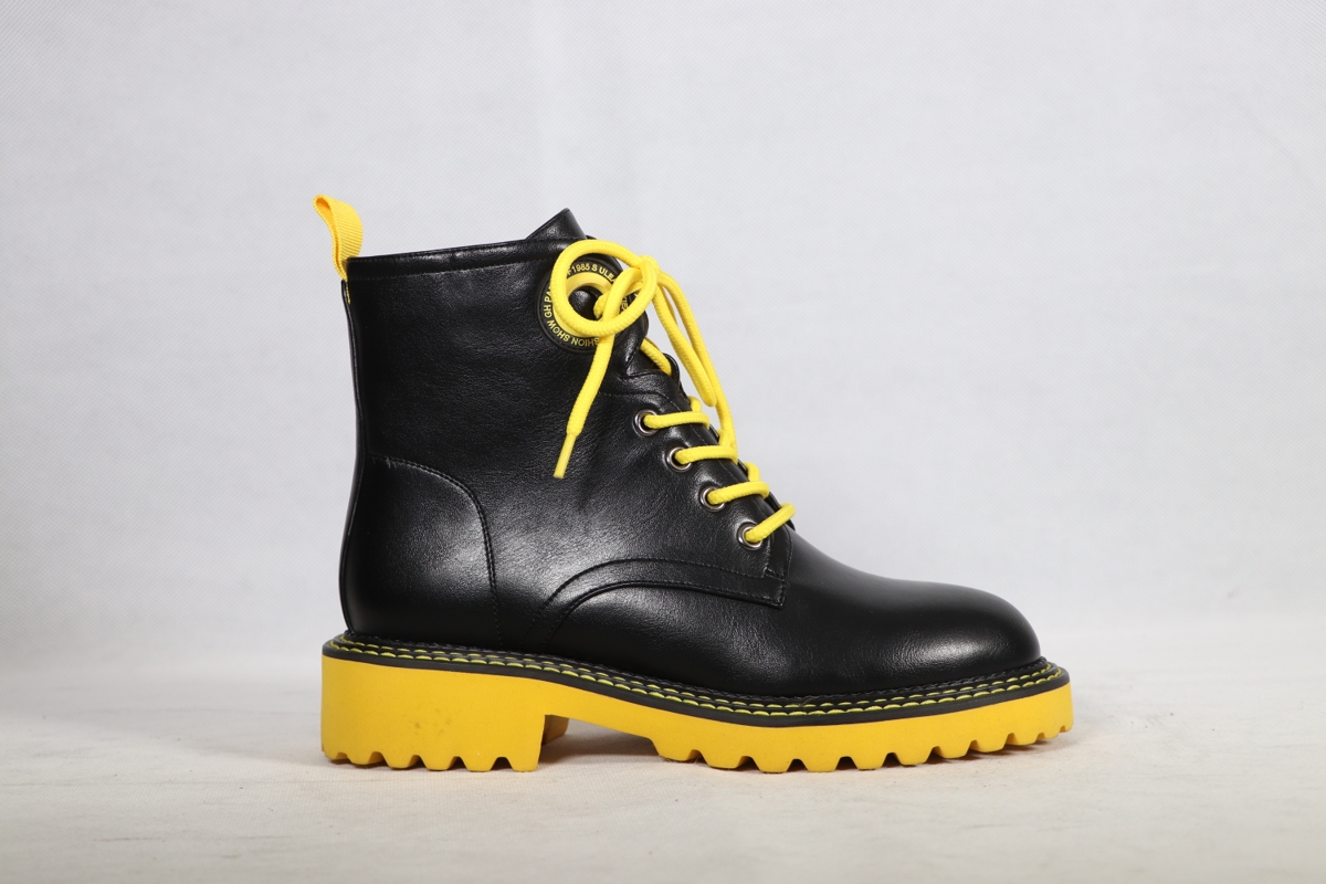 Lady Short Boots
