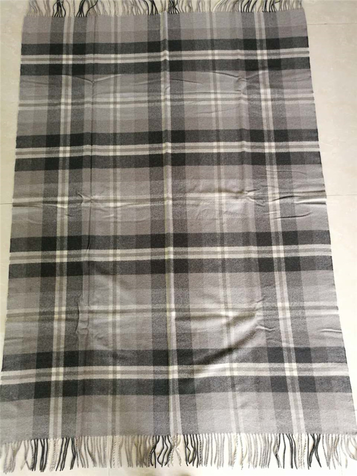 indoor&outdoor multifunction pure wool blanket