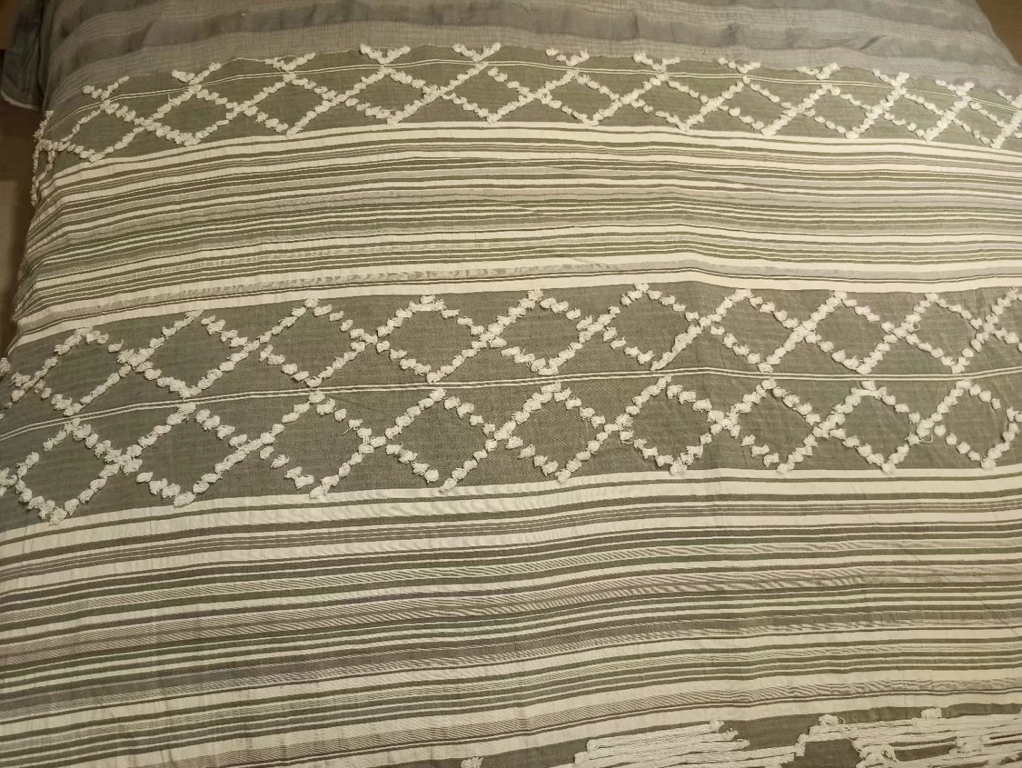 Jacquard with Cut