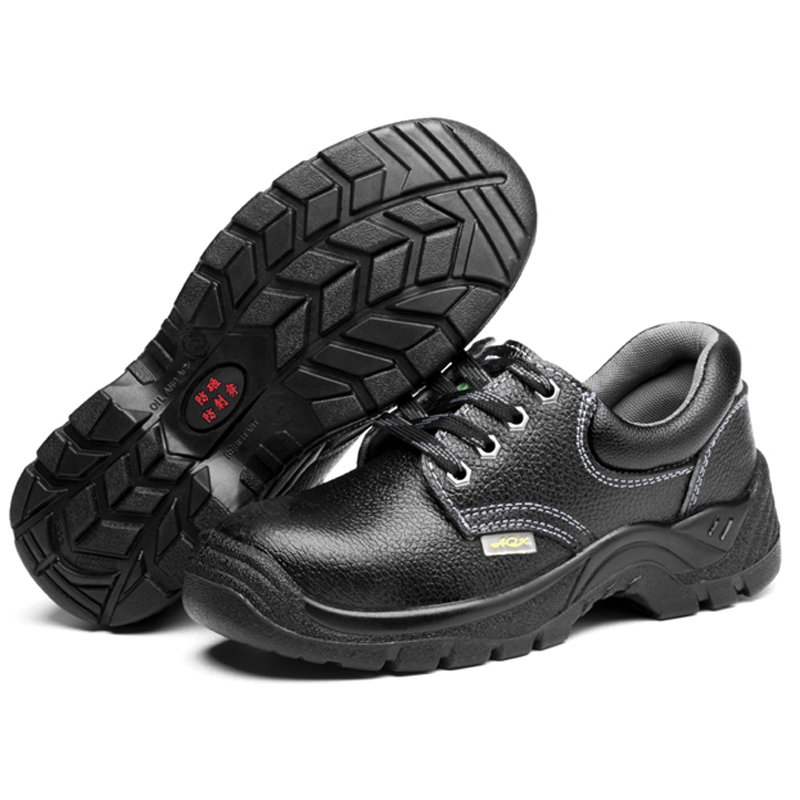 9011 Breathable industrial safety shoes in Spring