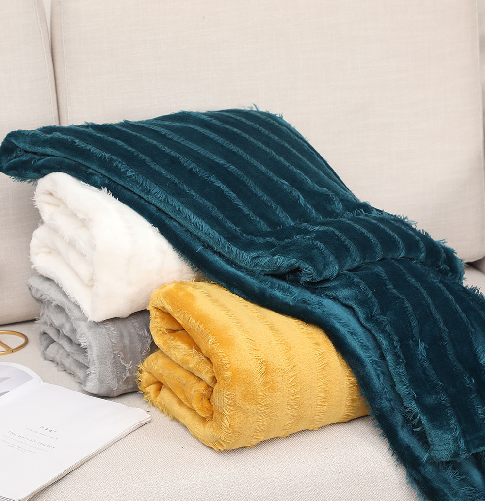 Fringes Blanket