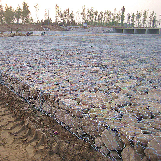 Hot dipped galvanized gabion