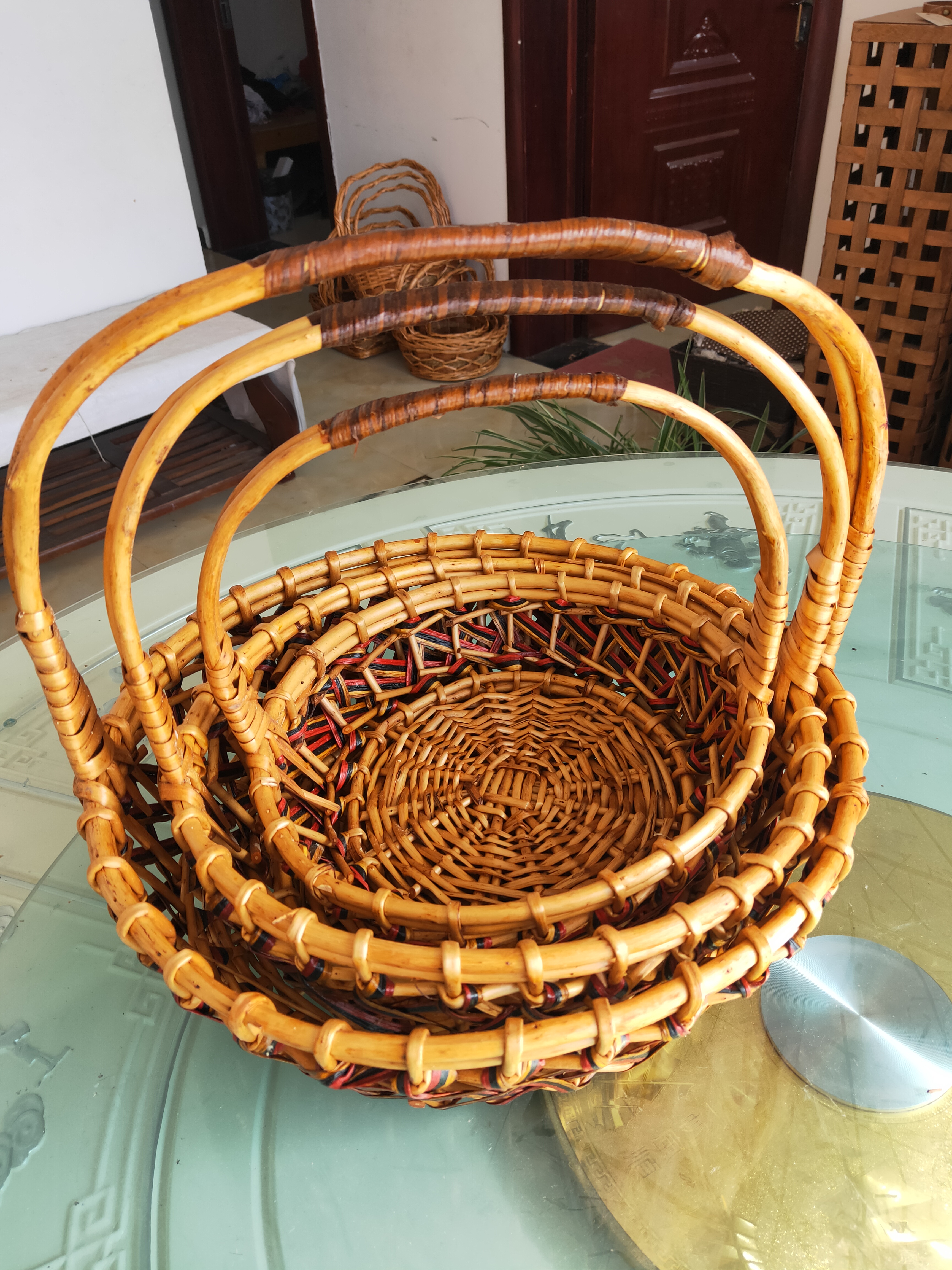 hand-made wicker flowers baskets