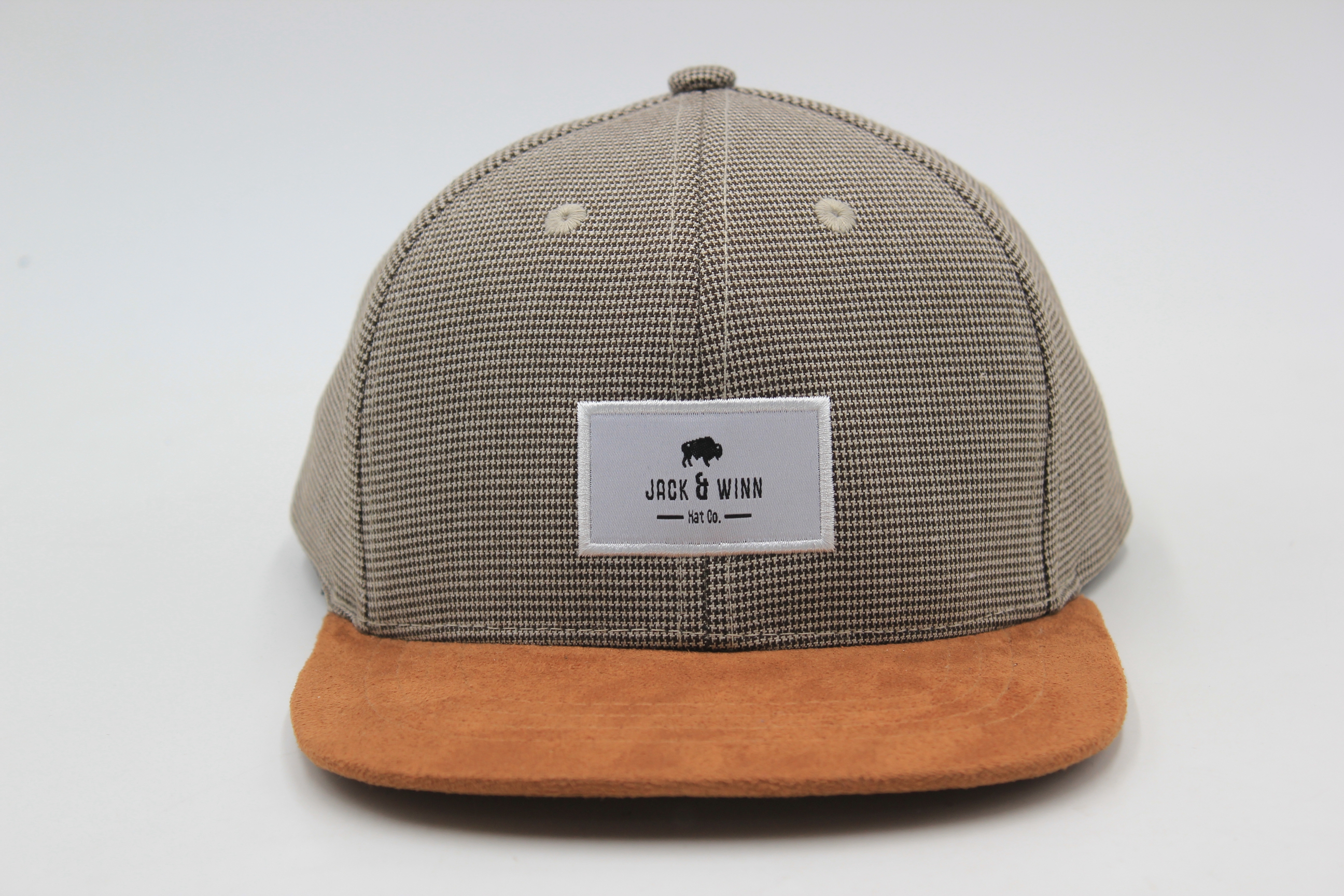 6 panel baseball cap,suede,slight curved visor,label patch