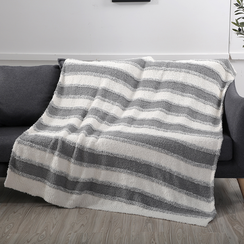 Knit throw