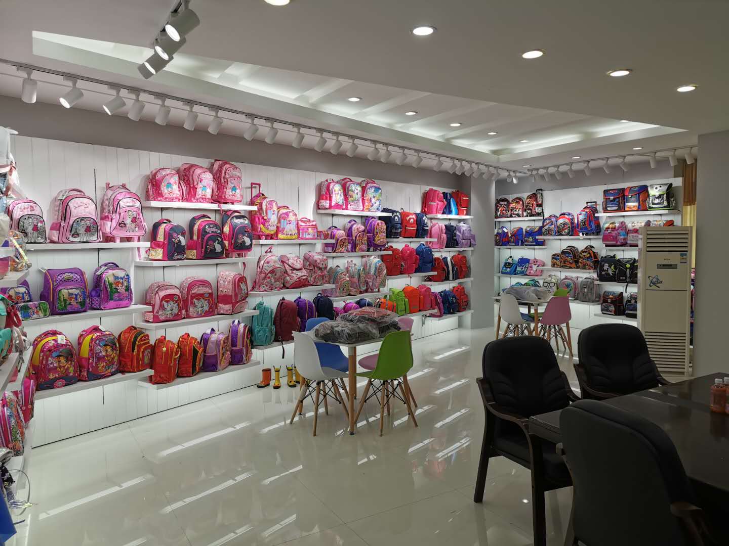 Quanzhou Zhensheng Handbag Co., Ltd. – Photos produits 2