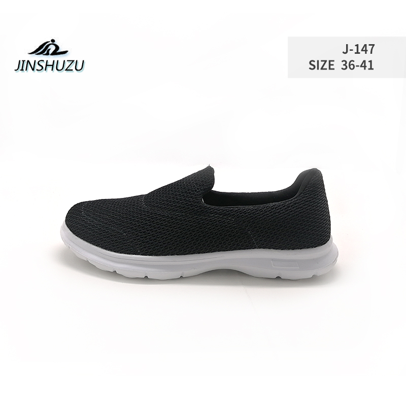 Lady sports shoes