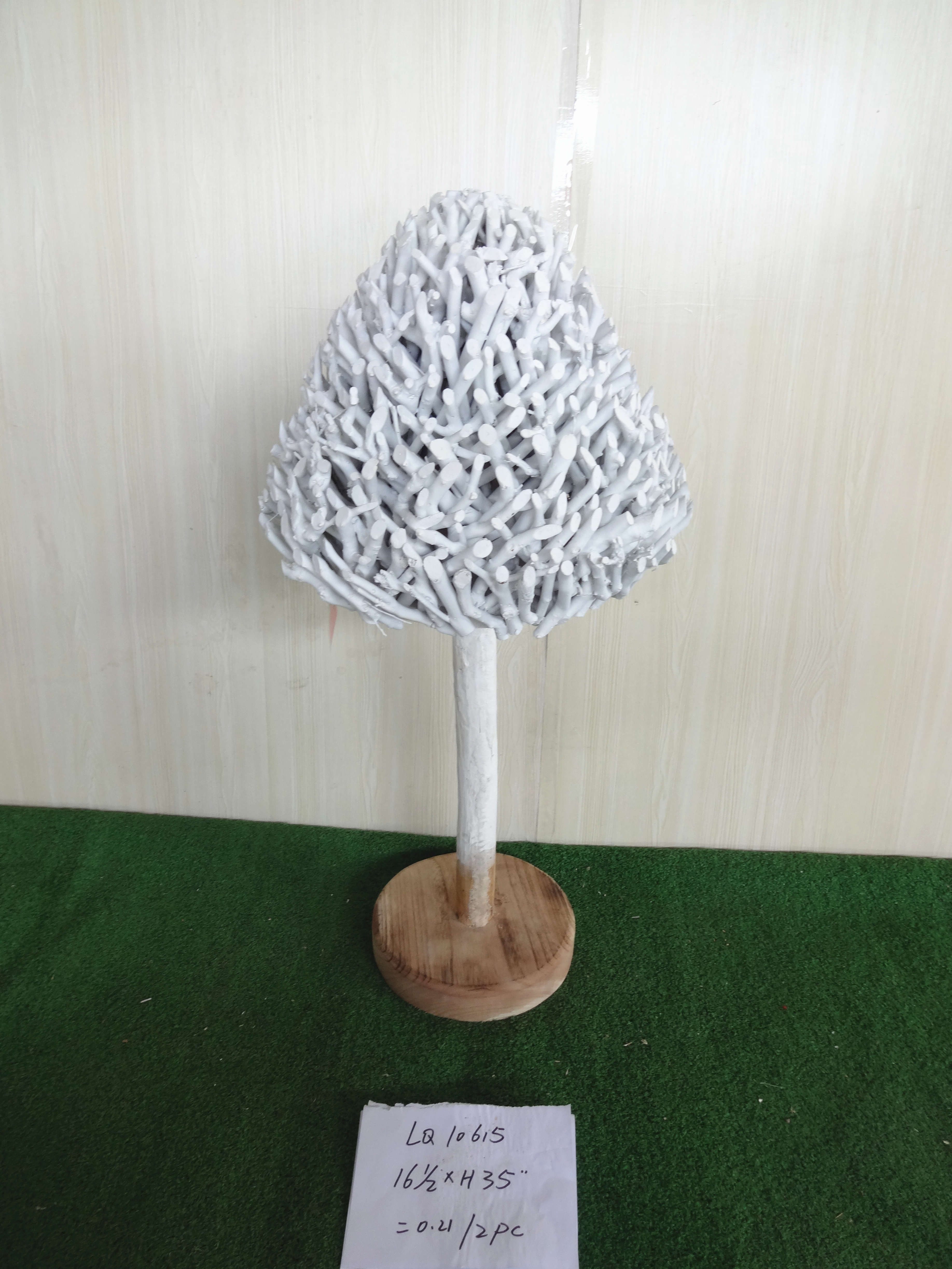 wood standing decoration