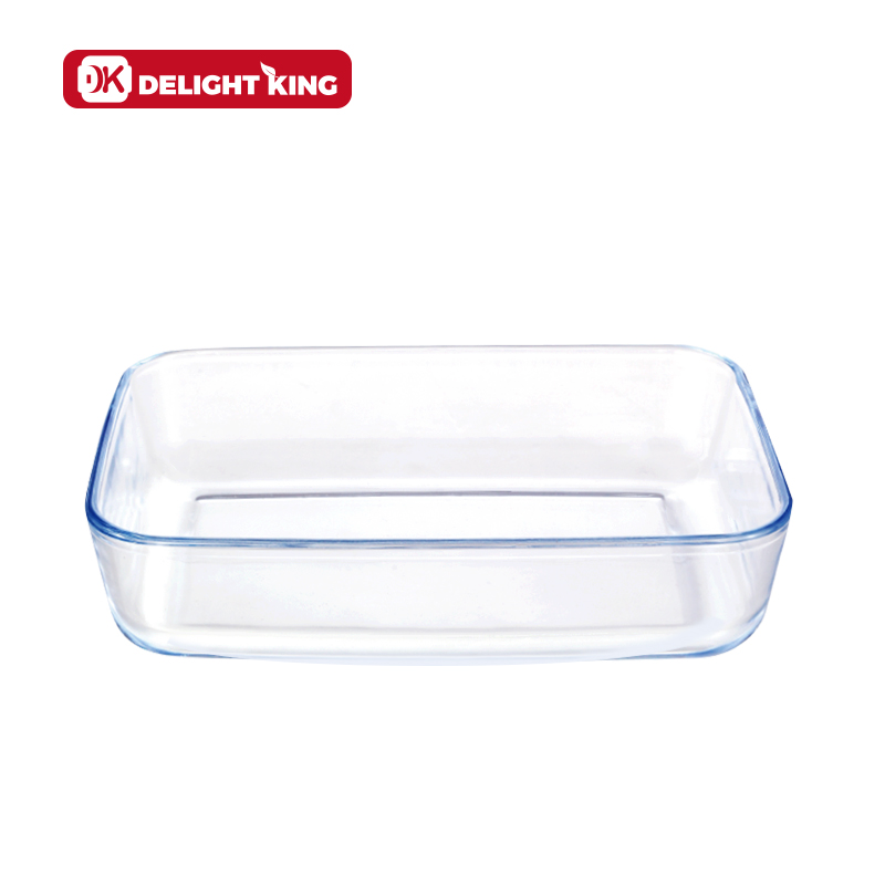 Glass baking dish