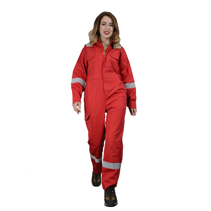 Aramid IIIA flame retardant coverall