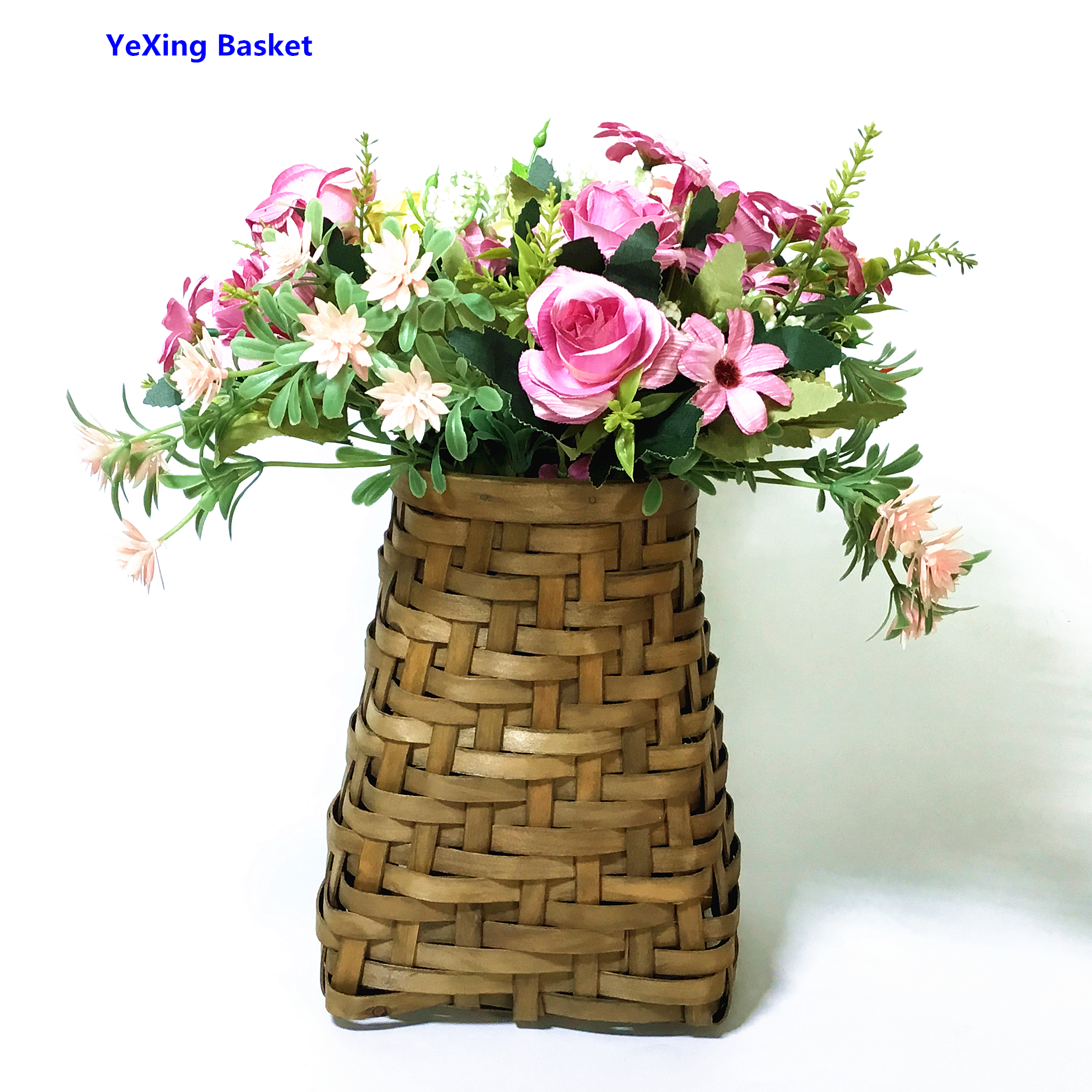 Chipwood basket for flower