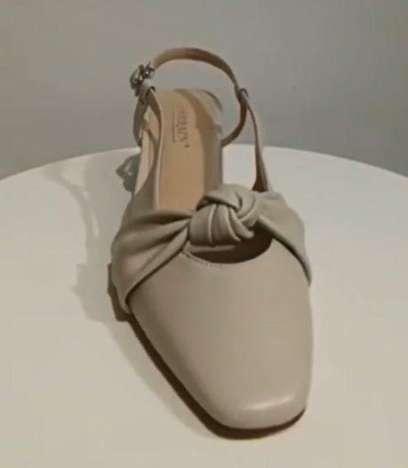 Ladies shoes