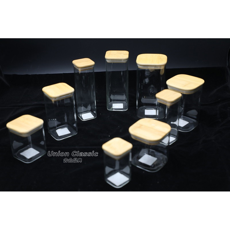 Borosilicate glass caniser with bamboo lid