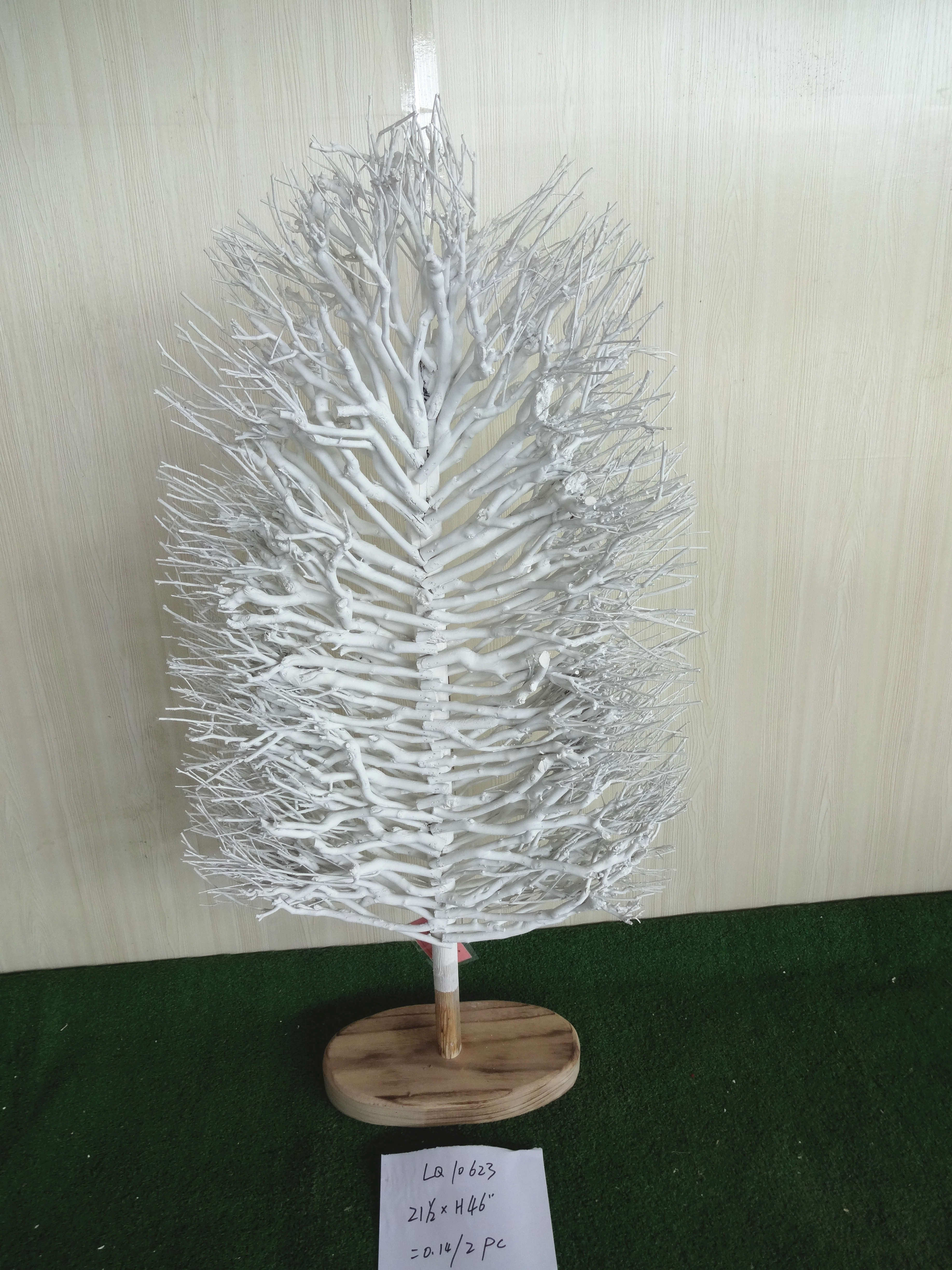 wood standing decoration