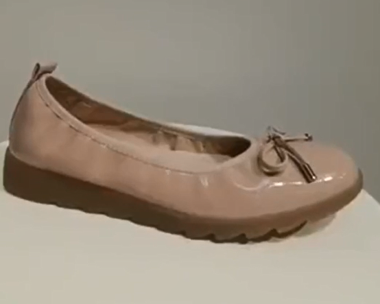 Ladies shoes