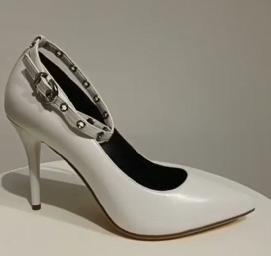 Ladies shoes