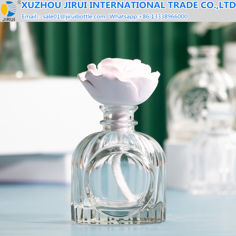 Crystal embossed glass bottle decorative vase aromatherapy bottle 50ml 100ml