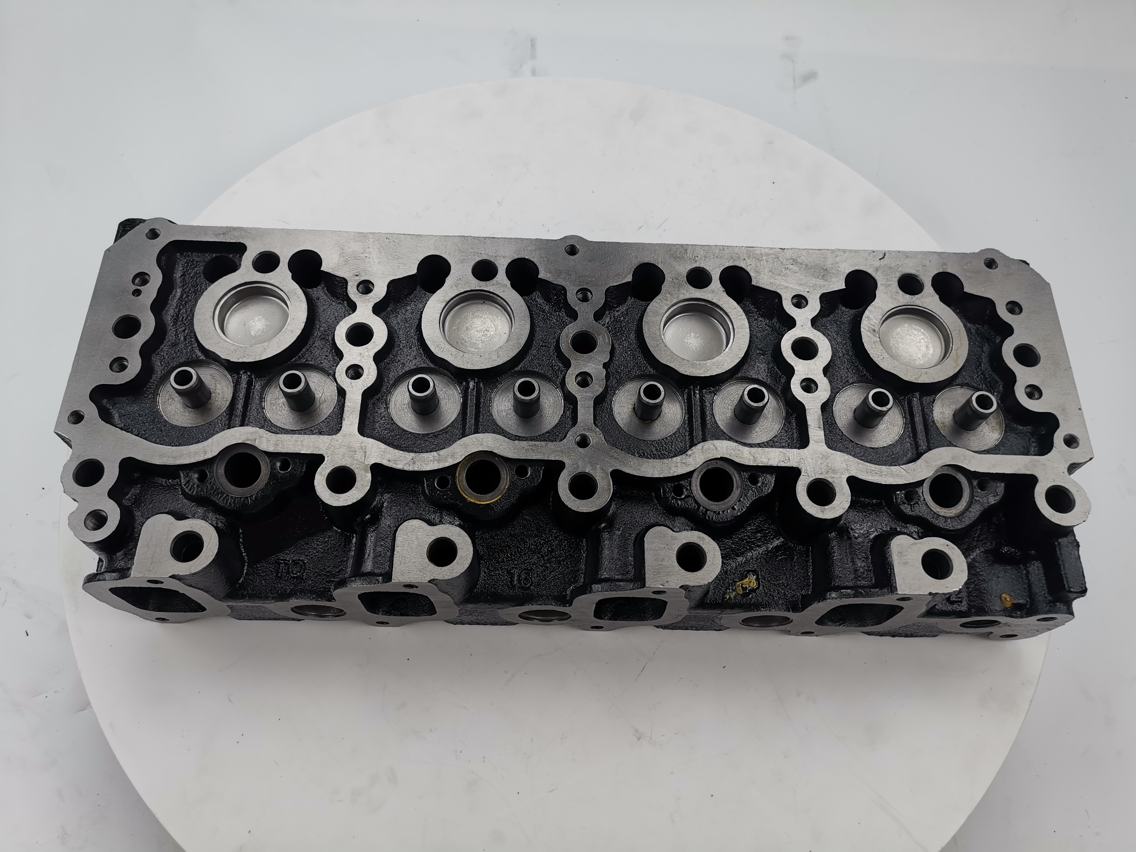 Used for TOYOTA 14B engine cylinder head