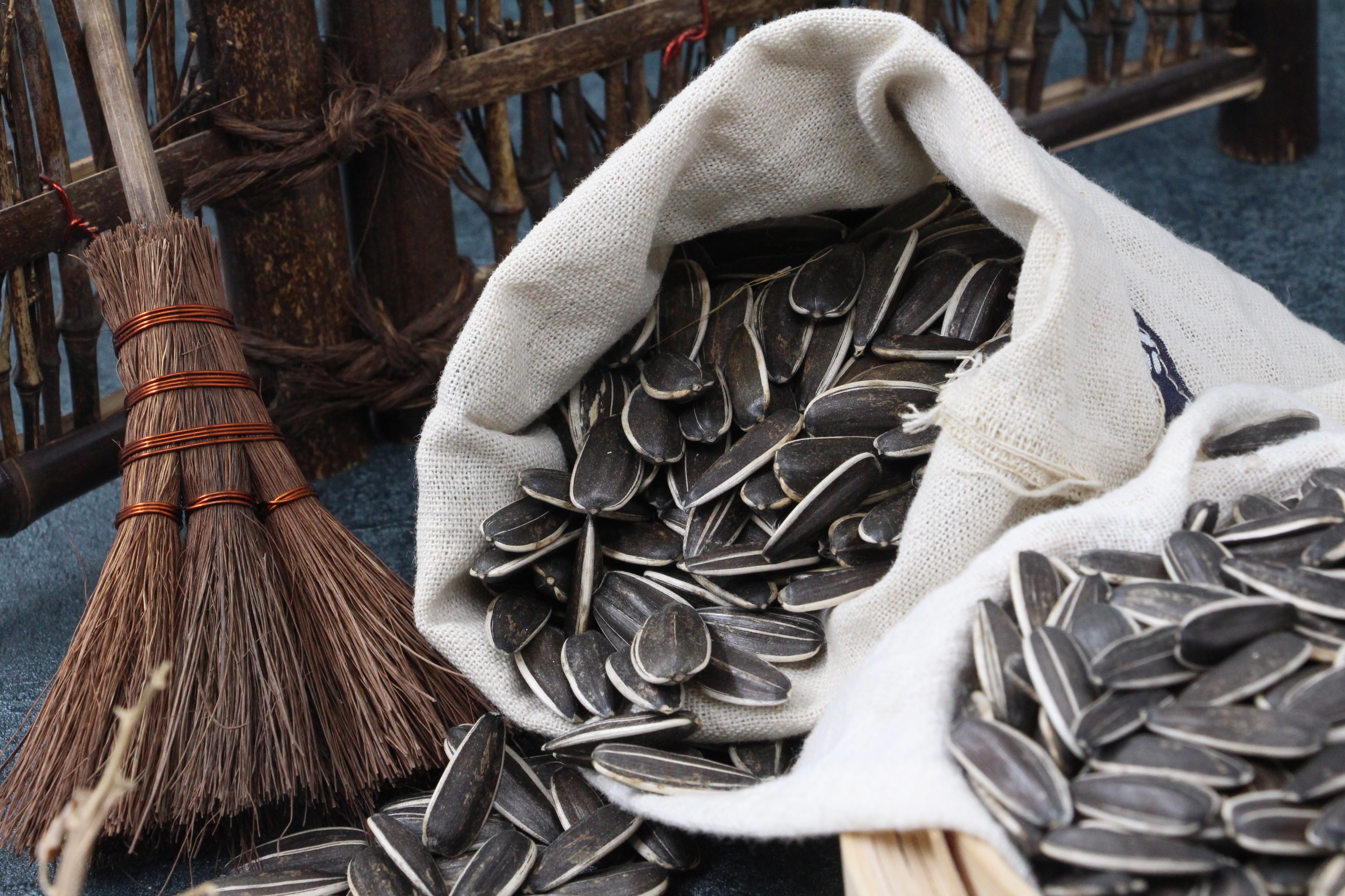 Sunflower seeds3638