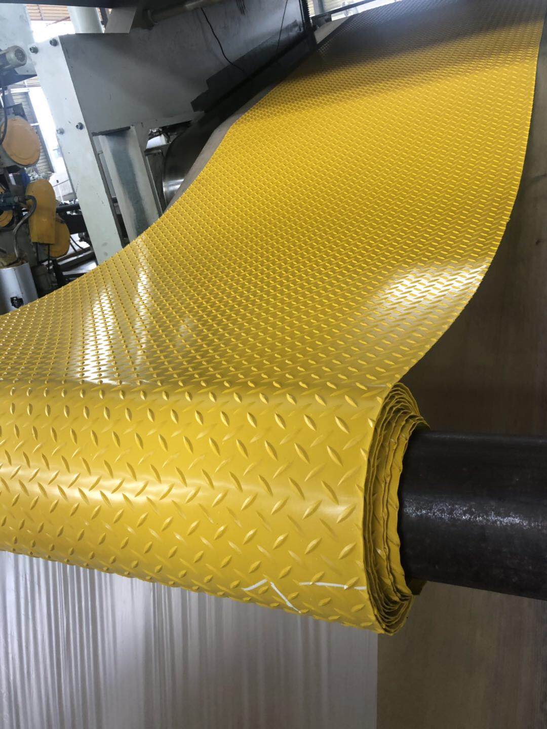 Anti-slip Diamond Pattern 2.5mm~10mm Rubber Mat