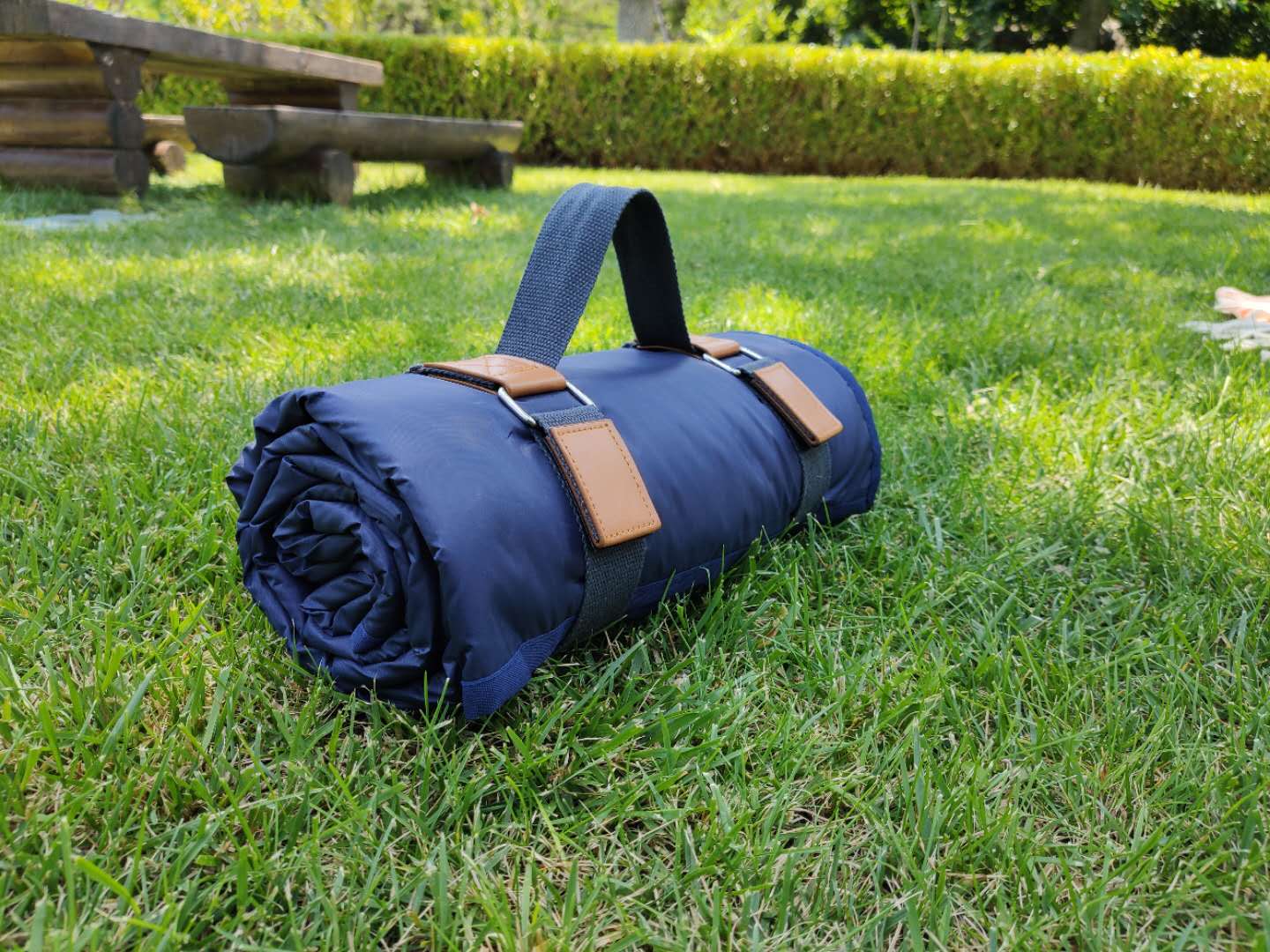 Cheap Outdoor Camping Beach Mat Wool Waterproof Picnic Blanket Woven