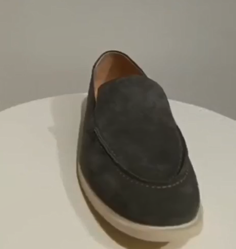 Ladies shoes