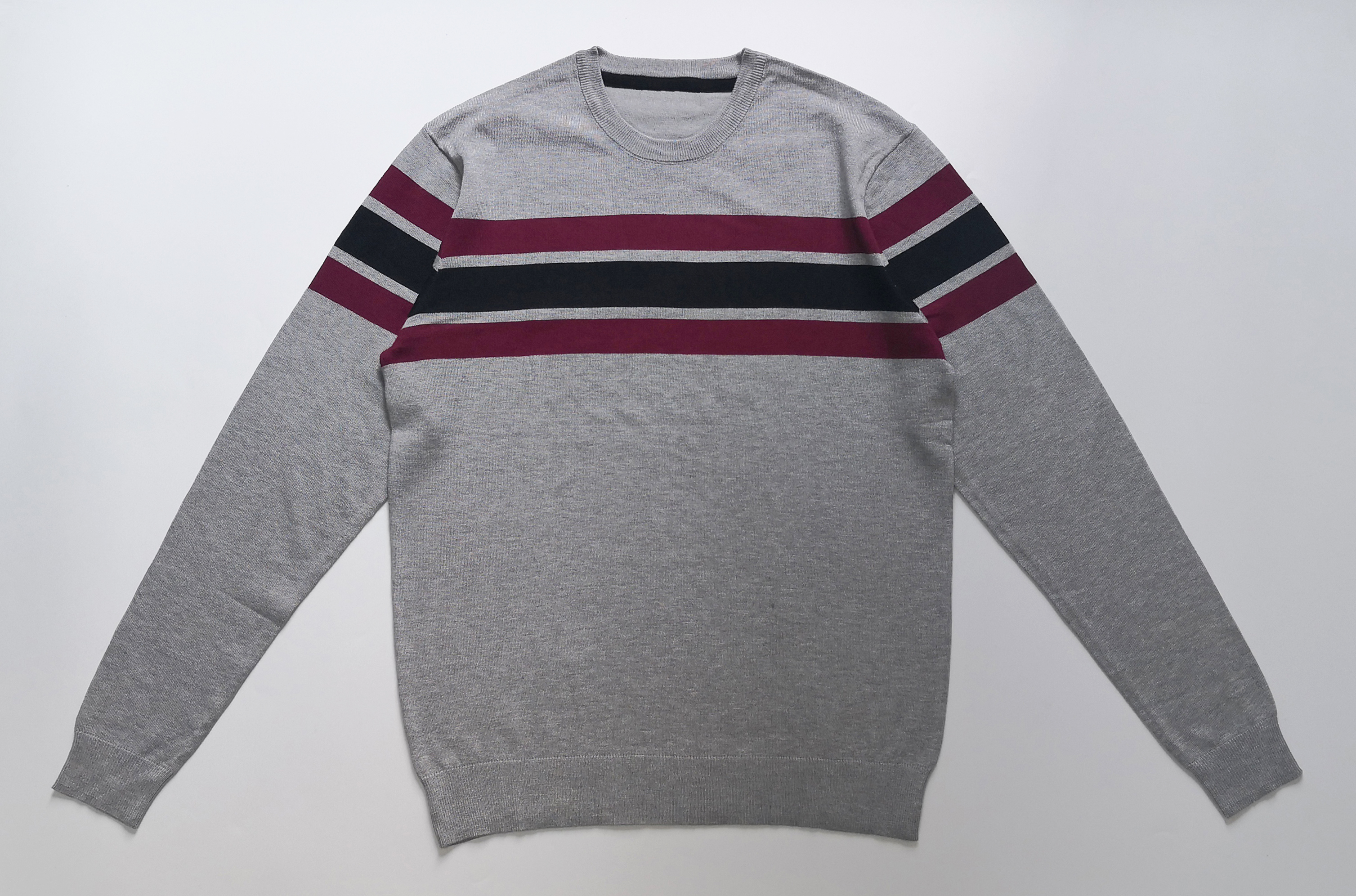 Men’s sweater