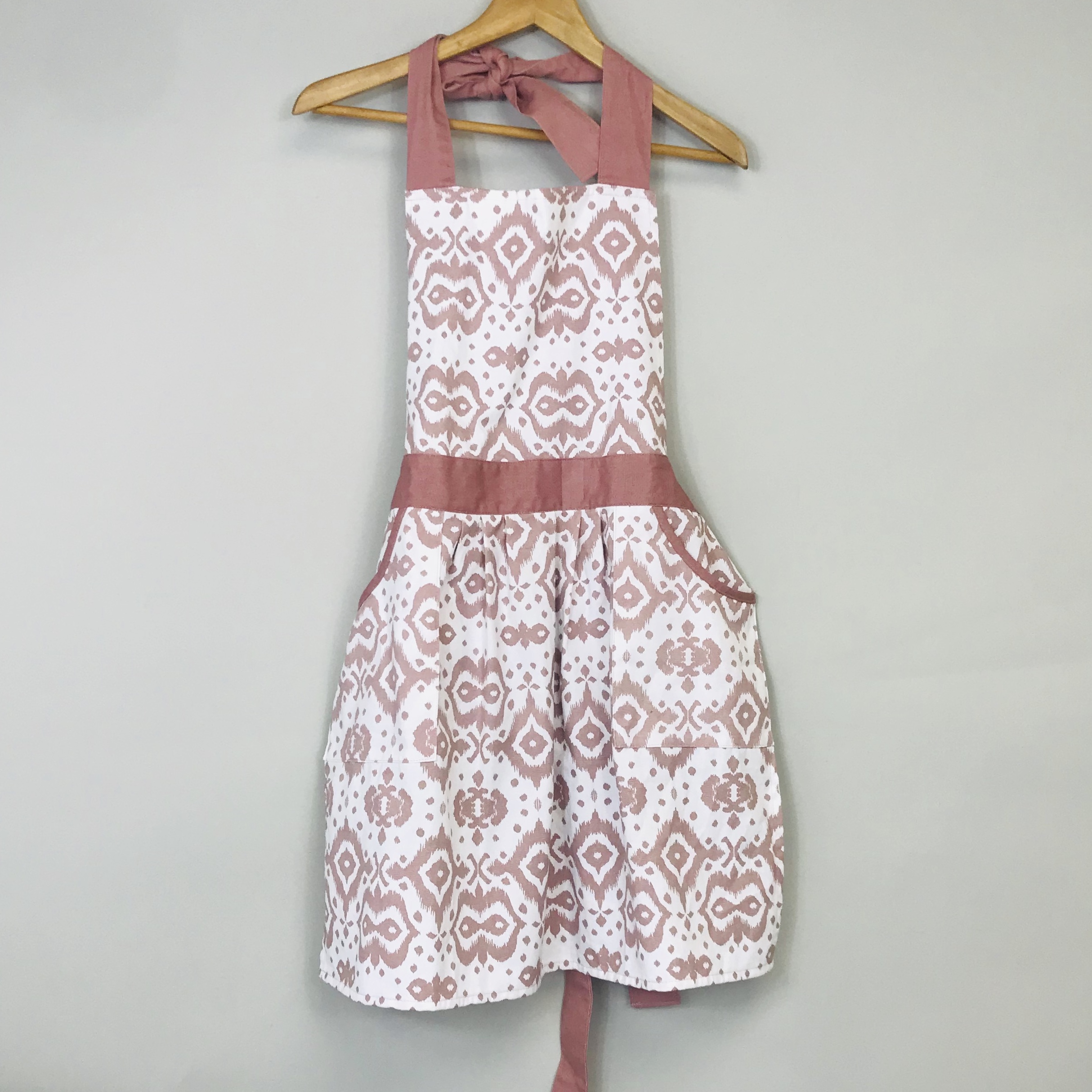 apron