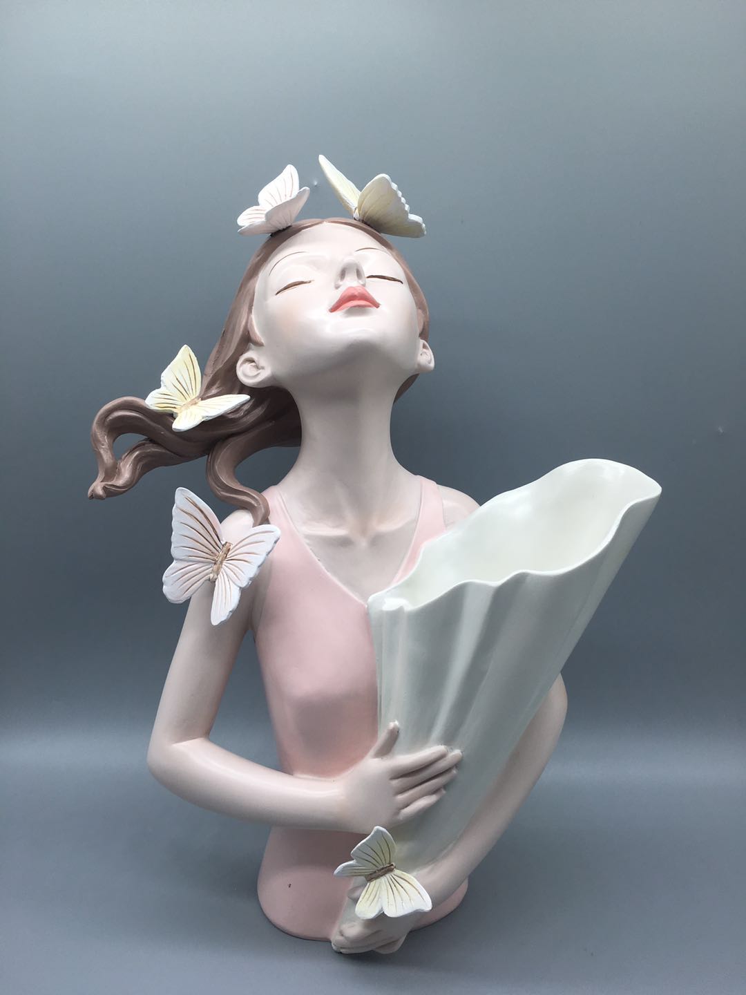 Polyresin Item