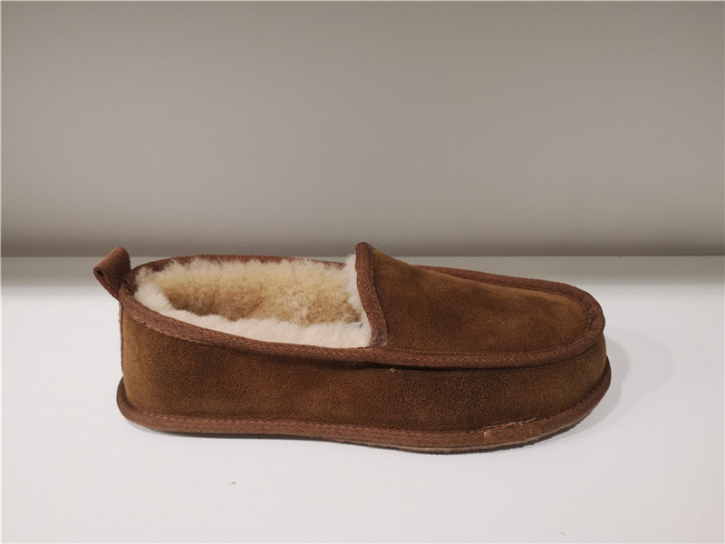 Men's Moccasin Driving shoes Indoor /Outdoor Slippers Sheepskin Mule/Fake fur Slip on Sheepskin slippers Cow Double face sheepskin